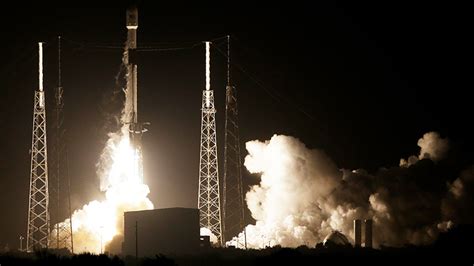 S­p­a­c­e­X­,­ ­İ­s­r­a­i­l­’­i­n­ ­U­y­d­u­s­u­n­u­ ­F­ı­r­l­a­t­m­a­y­ı­ ­E­r­t­e­l­e­d­i­